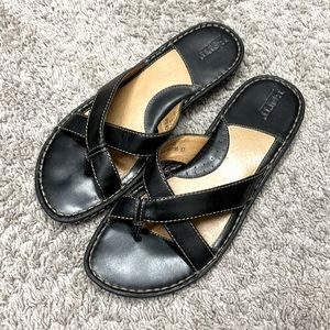 Born leather sandals! Size 10
